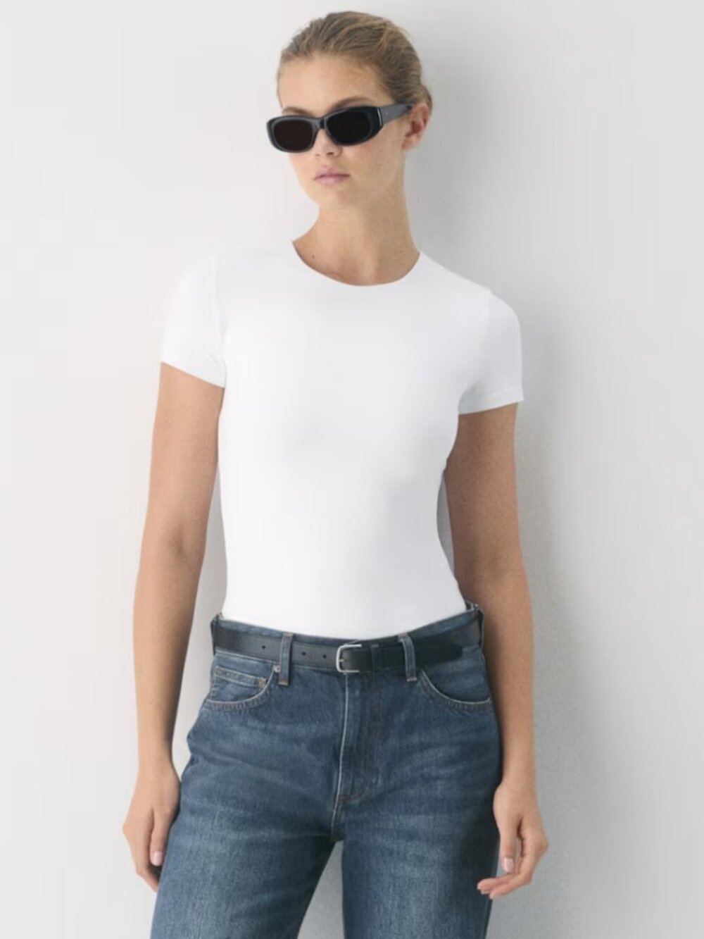 Aritzia Contour Tank